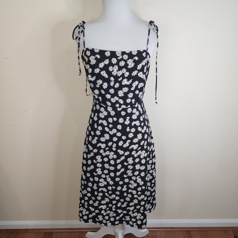 REBORN Women's Black Daisy Sleeveless Faux Wrap Dress Size Medium A Line